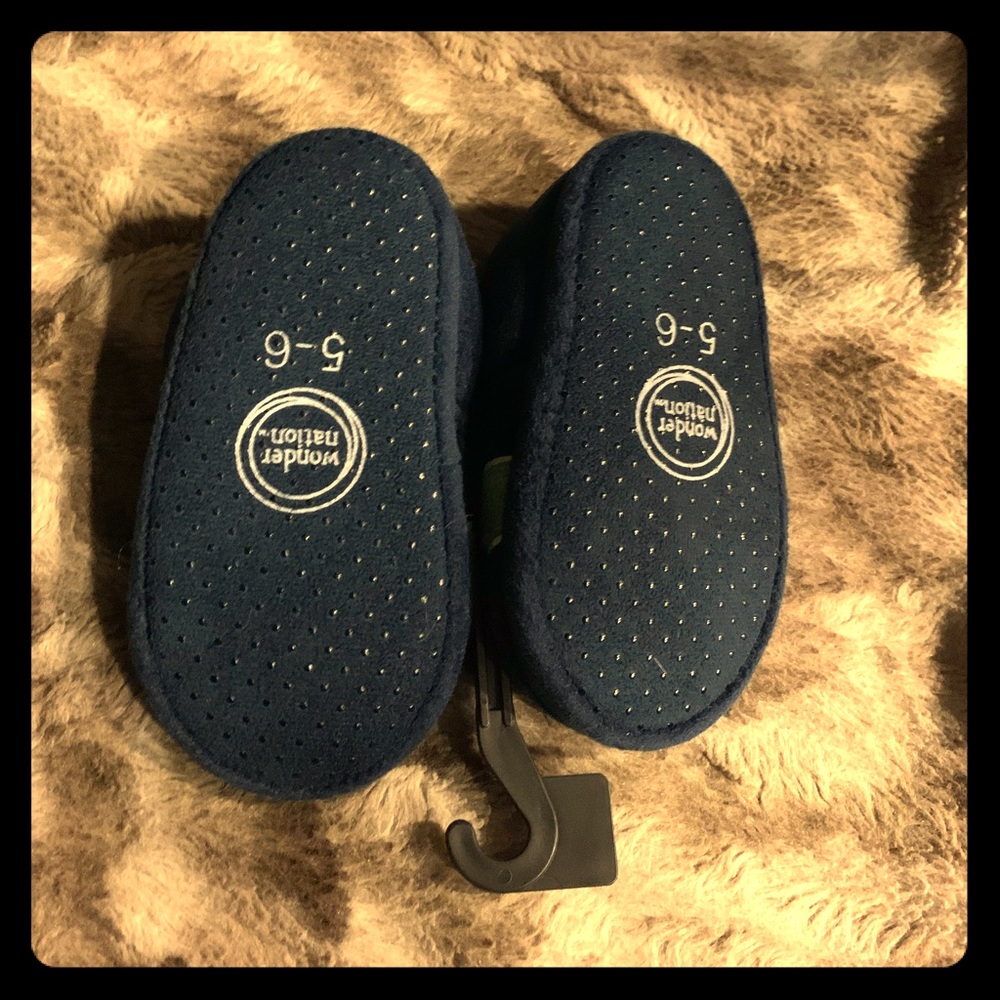 Wonder nation toddler slippers